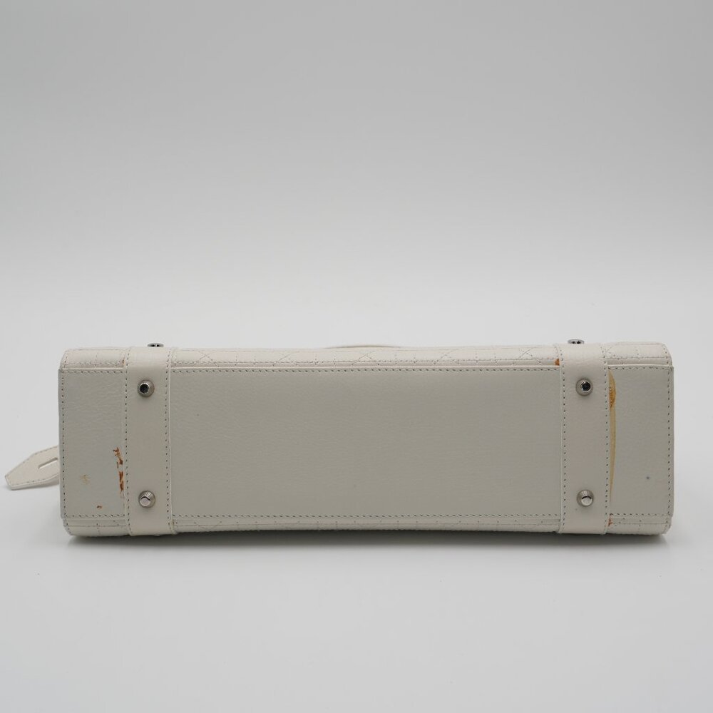 Dior White Cannage Quilted East-West Bag - Picture 6 of 7